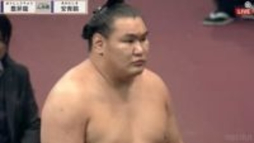 優勝決定戦で敗北した直後に豊昇龍が深々と…花道を去る際に貫いた“横綱としてのプライド“「泣いてまう」「立派だ…」反響続々