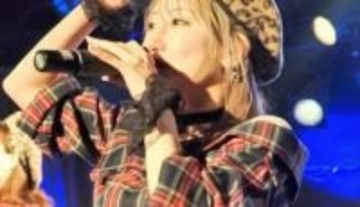 「地下最年長アイドル」年齢不詳美女の年齢に衝撃「ファンからライブ中に酸素ボンベの差し入れも」