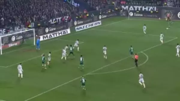 「絶品」「上手すぎる」日本代表DF、劇的決勝点を呼び込んだ圧巻ワンタッチクロスに脚光