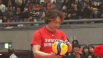 「バレーしたことないのに…」香取慎吾、始球式のサーブにファン驚き 「なんだかんだできちゃう」「普通に入るの凄い」