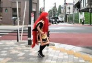 “恋に奥手な独身女性”五輪メダリスト、衝撃のビジュアルで登場し「髪の毛赤だー！」驚きの声