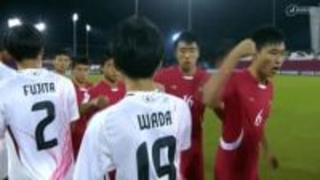 「なぜグーパンチ…？」サッカー北朝鮮代表、日本戦で“前代未聞の挨拶”「スポーツマンシップの欠片もない」「FIFAに抗議を」ネット騒然【U-17W杯】