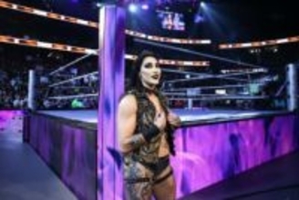 「死ぬまでトレーニングし続けろ」最恐女王が“ムキムキお化け集団”に…美女レスラーの笑劇ハロウィン仮装が話題