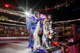 人気日本人女子タッグ、久々戴冠で“小躍り”が止まらない…バックステージで浮かれまくり動画が「可愛すぎる」と話題