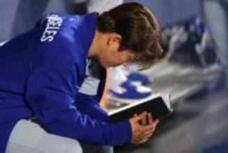 ビックリした… 山本由伸を“隠し撮り”でまさかの展開「デスノートかな」ベンチでのリアクションが話題に「ネタキャラやんw」