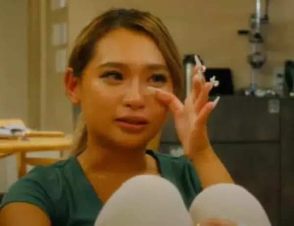 「元カレは絶対自分に戻ってくる」ギャル彼女、自信満々も彼氏が他の女性と…ショックな姿を目撃し涙