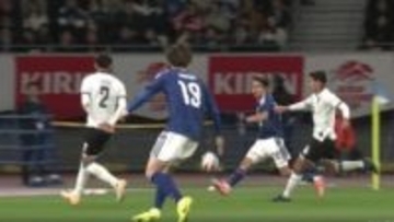 久保建英、異次元の“逆足ピンポイントクロス”が話題沸騰「突破もクロスもえっぐ」「そんなとこまで見えてんのか」鎌田大地との“神連係”で先制点をお膳立て