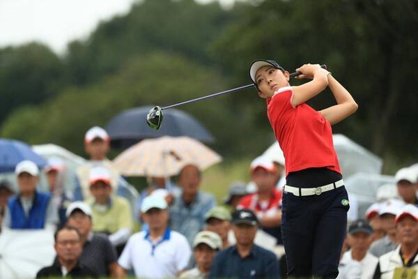 佐藤絵美がステップ記録 63 のロケットスタート ルーキー 河本結は3差2位 18年9月14日 エキサイトニュース