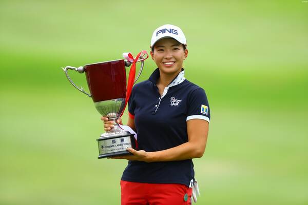 昨年は渋野日向子が8打差大逆転v デサントレディース の無観客開催が決定 2020年8月18日 エキサイトニュース