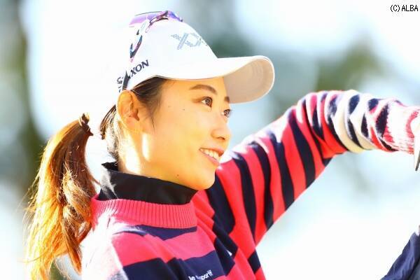 速報 前日ホールインワンの安田祐香がスタート プロ入り後初トップ10に向けバーディ発進 年11月1日 エキサイトニュース