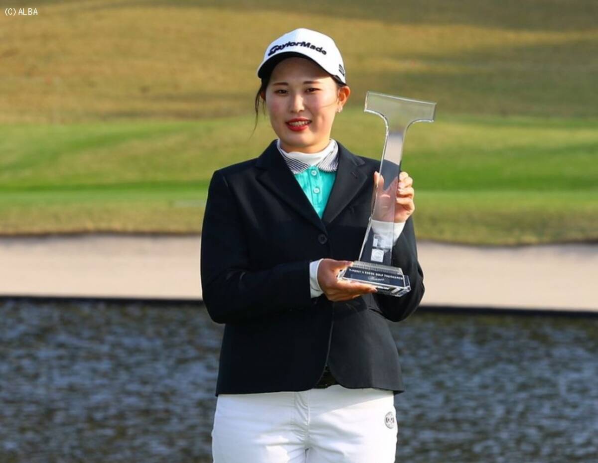 井上莉花が首位発進 前週ベストアマの皆吉愛寿香は15位 セキ ユウティンの妹 ユウリは位 女子プロテスト 1次予選e地区 21年3月24日 エキサイトニュース 井上莉花が首位発進 前週ベストアマの皆吉愛寿香は15位 セキ ユウティンの妹 ユウリは位 女子プロテスト 1次予選e地区 21年3月24日 エキサイトニュース