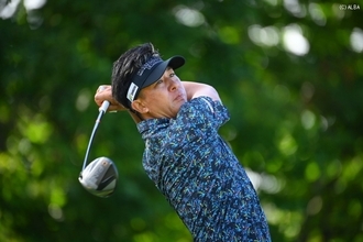 上井邦裕がプロ17年目の初優勝へ王手　「ゴルフできるありがたさを感じている」