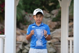 7-8歳の部で男女アベック優勝を達成【IMGA世界ジュニアゴルフ選手権】