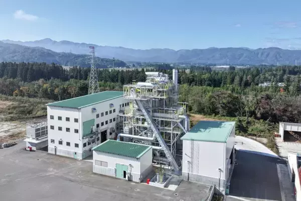 山形県米沢市の木質バイオマス発電所「米沢バイオマスパワー」が営業運転開始　一般家庭約12,000世帯分の年間電力使用量を発電