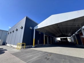 岩手県北上市に純木造定温倉庫が竣工　環境負荷の低減に配慮した持続可能な物流へ