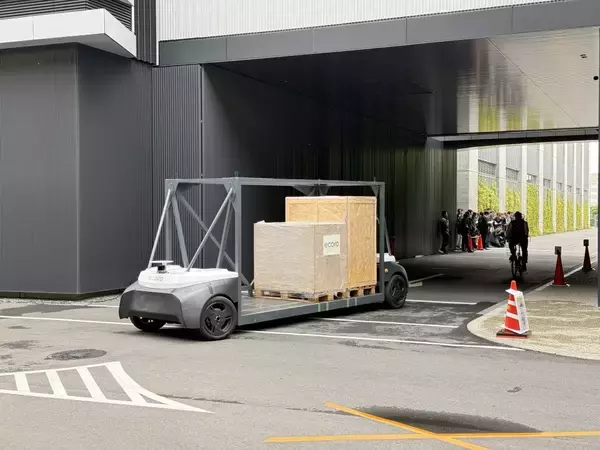 ecoroと清水建設、「自動物流道路」の社会実装に向けて共同実証　屋外自動走行EVの通信安定性・走行精度を検証
