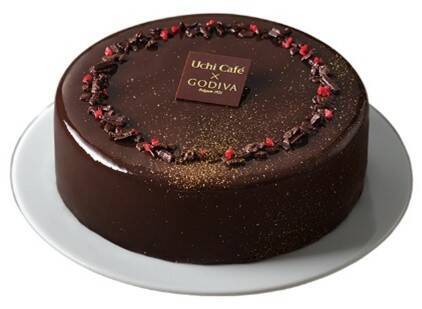 ローソン、クリスマスケーキの予約開始　食品ロス削減のため「プレミアムロールケーキ」の生地の端材を使用したケーキも