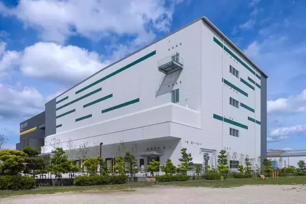 千葉県市川市に冷凍冷蔵倉庫「ルネロジ市川Ⅱ」が竣工　高床式構造で災害リスクに対応