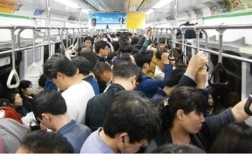 新型コロナ過去最多「不安感じる」89%　全国感染者は18万人超　KULASIFUL、廃棄ホタテでSDGsにコロナ除菌を呼びかけ　