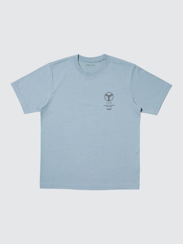 ユニクロ、4月17日より「PEACE FOR ALL」新作をを発売　栗山 英樹氏・東宝・東レの3組のチャリティTシャツが登場