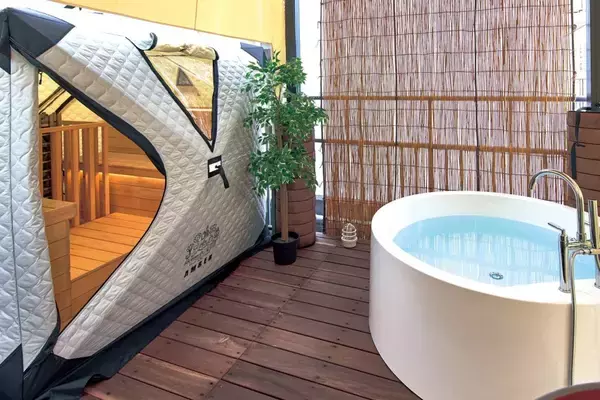 大阪市都島区の屋上プライベートサウナ「IZA SAUNA osaka」がリニューアルオープン　都会で気軽にアウトドアサウナを体験