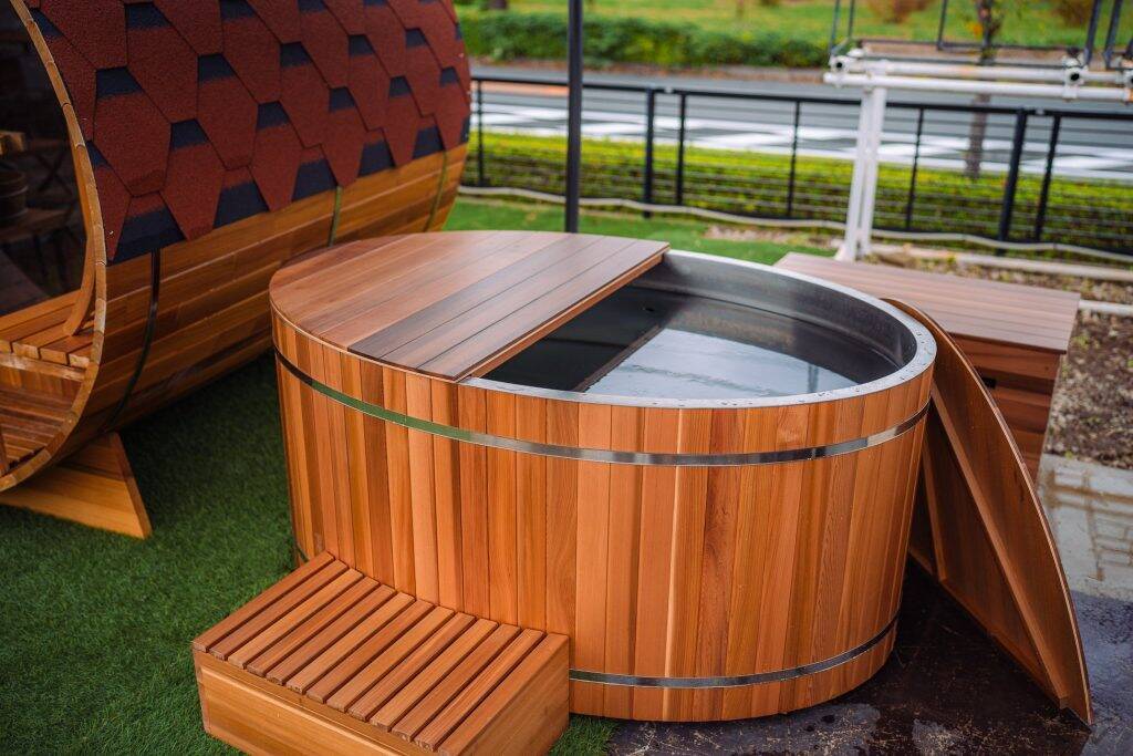 埼玉県・JR大宮駅西口にアウトドア施設「リトデポ」が11月29日開業　7種のサウナとkokolo saunaの水風呂を導入