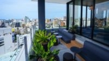 沖縄・那覇でホテルラウンジ活用の新コワーキング実証開始へ　WeWork JapanがJTB Inbound Tripと提携