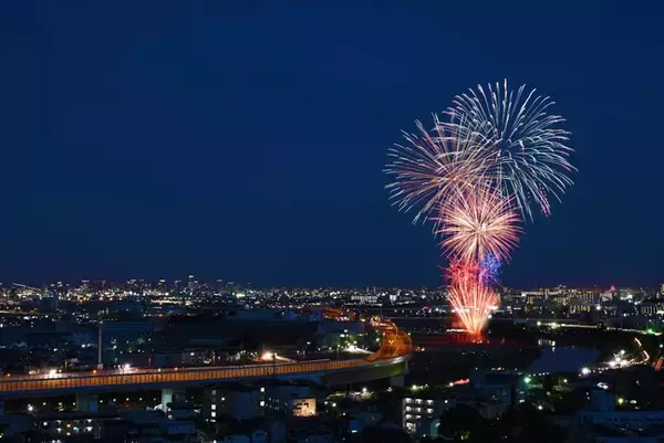 兵庫県川西市・大阪府池田市、4年ぶりに「猪名川花火大会」開催へ　8月20日を予定