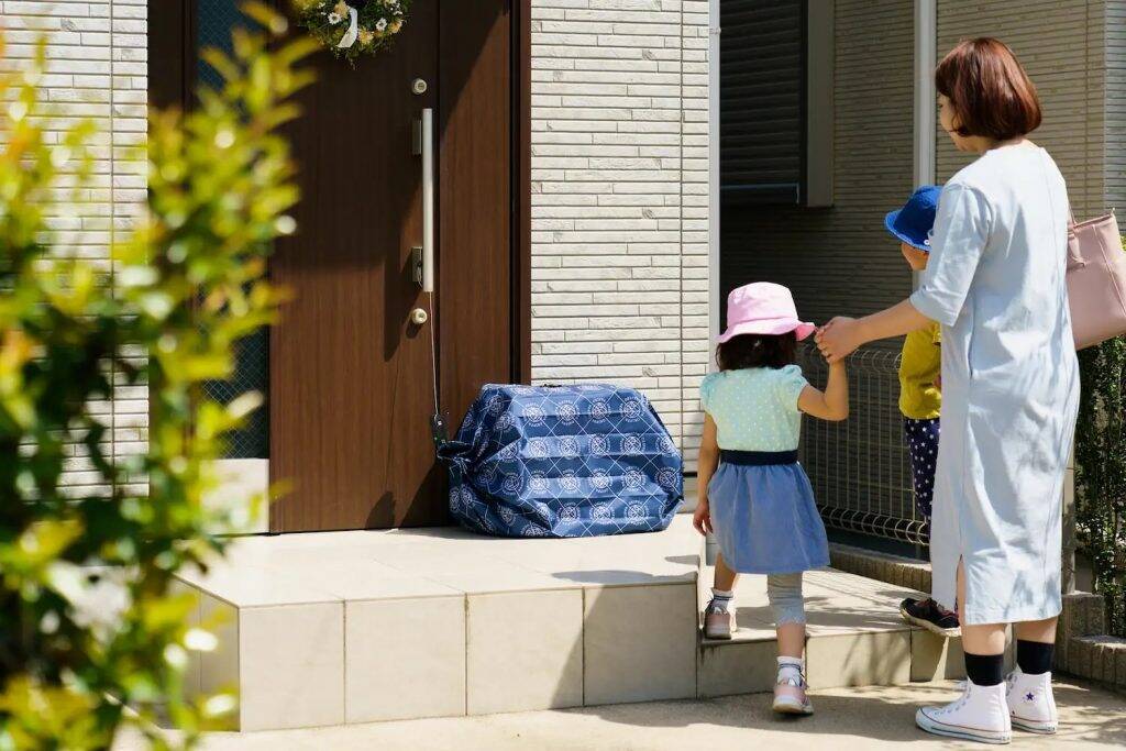 長崎県佐世保市、置き配バッグOKIPPAを1,500世帯に無料配布　市民モニターの募集を開始