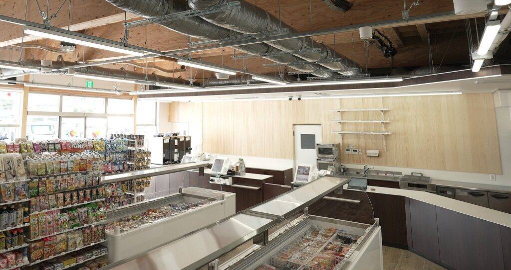 愛媛県に「セブン‐イレブン四国中央中曽根町店」が7月23日オープン　国産木材100%使用の木造店舗