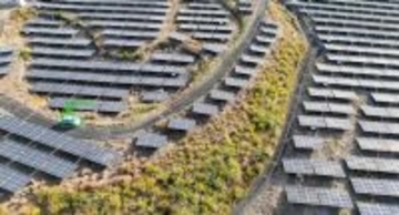 「ドローン×AI」で太陽光発電施設の窃盗や不法投棄などを監視　「ドローン自動監視サービス」誕生