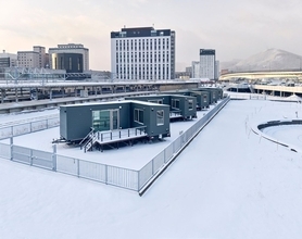 北海道・JR函館駅隣接地に「JRモバイルイン函館」が1月31日オープン　寒さの厳しい環境でも唯一無二の宿泊体験を提供