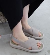 無印良品、風通しがよくムレにくい「イ草サンダル」が登場　3月4日より一部店舗とネットストアで順次発売