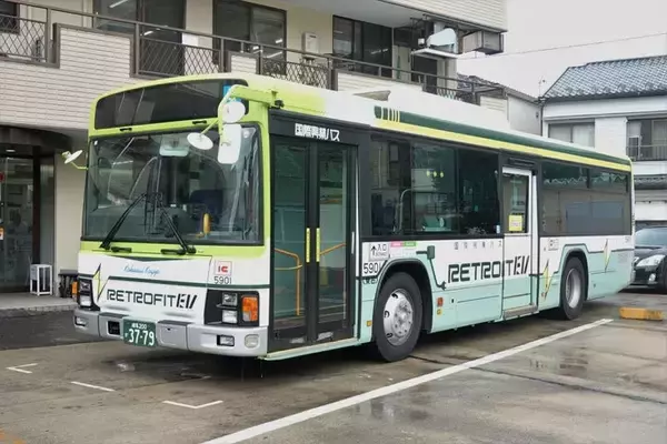 国際興業バス、池袋駅西口発の路線で「レトロフィットEVバス」を関東で初運行　ディーゼルバスより年間約48％のCO2排出削減