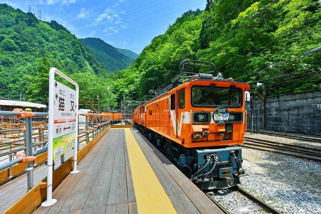 黒部峡谷鉄道、2026年度の営業運転を4月20日に開始　9月末までは宇奈月駅〜猫又駅間で折返し運行