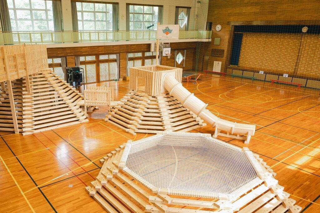 静岡市の旧小学校跡地を活用した複合施設「オクシズパーク」が7月25日グランドオープン　カフェや宿泊施設などを整備