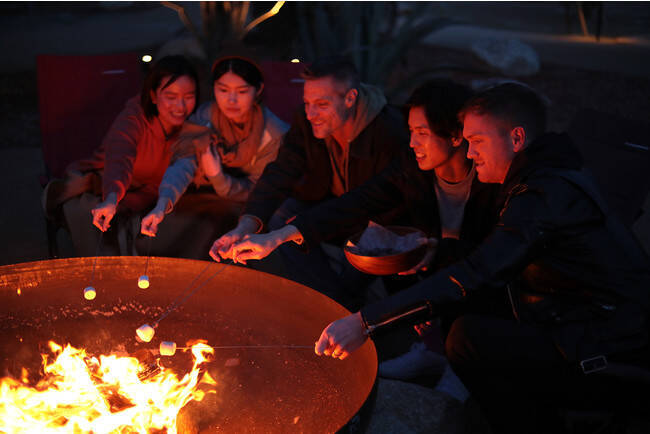 ホテルマリノアリゾート福岡、夏を満喫する体験イベント多数開催　貸し切り焚き火体験・サンセットクルーズなど