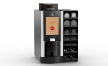 セブン‐イレブン、「セブンカフェ カフェラテ」新型マシンを約11,000店へ拡大　消費電力を約1割低減