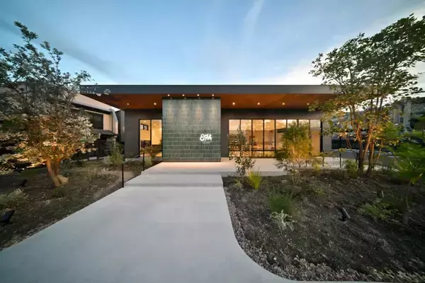 愛知県瀬戸市にやきもの体験型複合施設「STUDIO 894」オープン　絵付け体験やアーティストの展示、コーヒースタンドなど