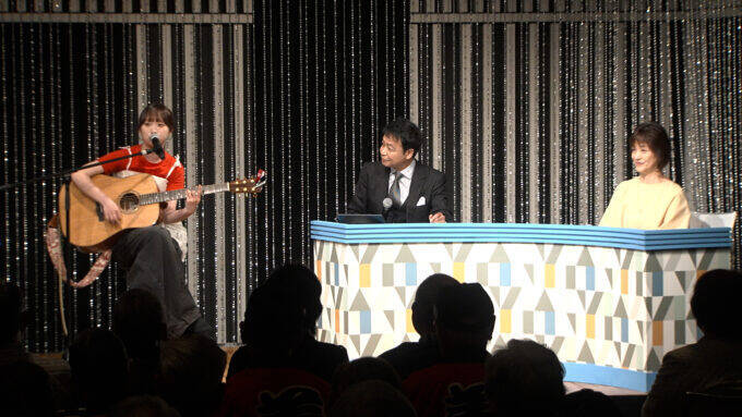 中村美律子、デビュー40周年記念曲『人生万歳』に会場も万歳の輪！