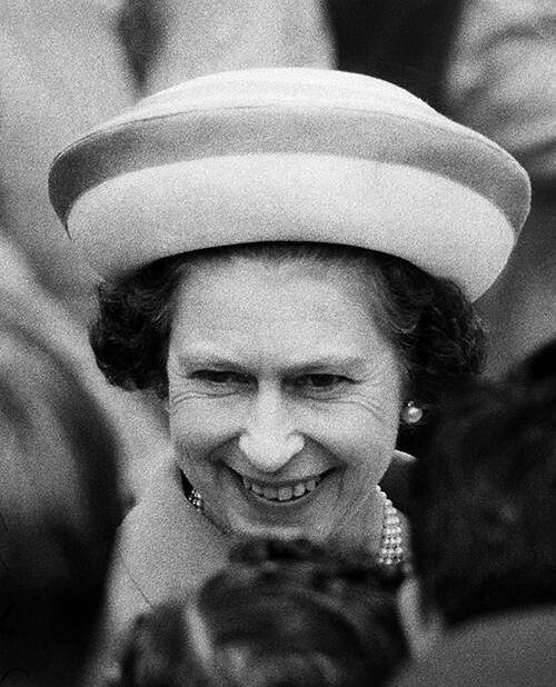 初来日時、反対されてもオープンカーでパレードを行ったエリザベス女王の「気構え」