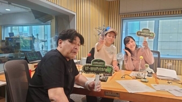 狩野英孝、神主としての年末年始の仕事を明かす おみくじを結ぶ習慣にはサンド富澤も驚き
