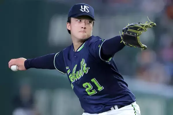 ヤクルト、5回の吉村の打席で送りバントなし　宮本和知氏「どういった考えで送らせなかったのか」