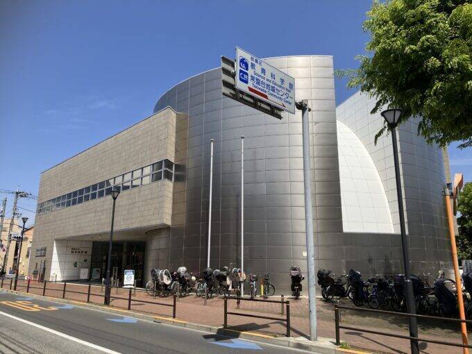 28歳と100歳のタッグ　プラネタリウムに蘇る手巻き蓄音器の音