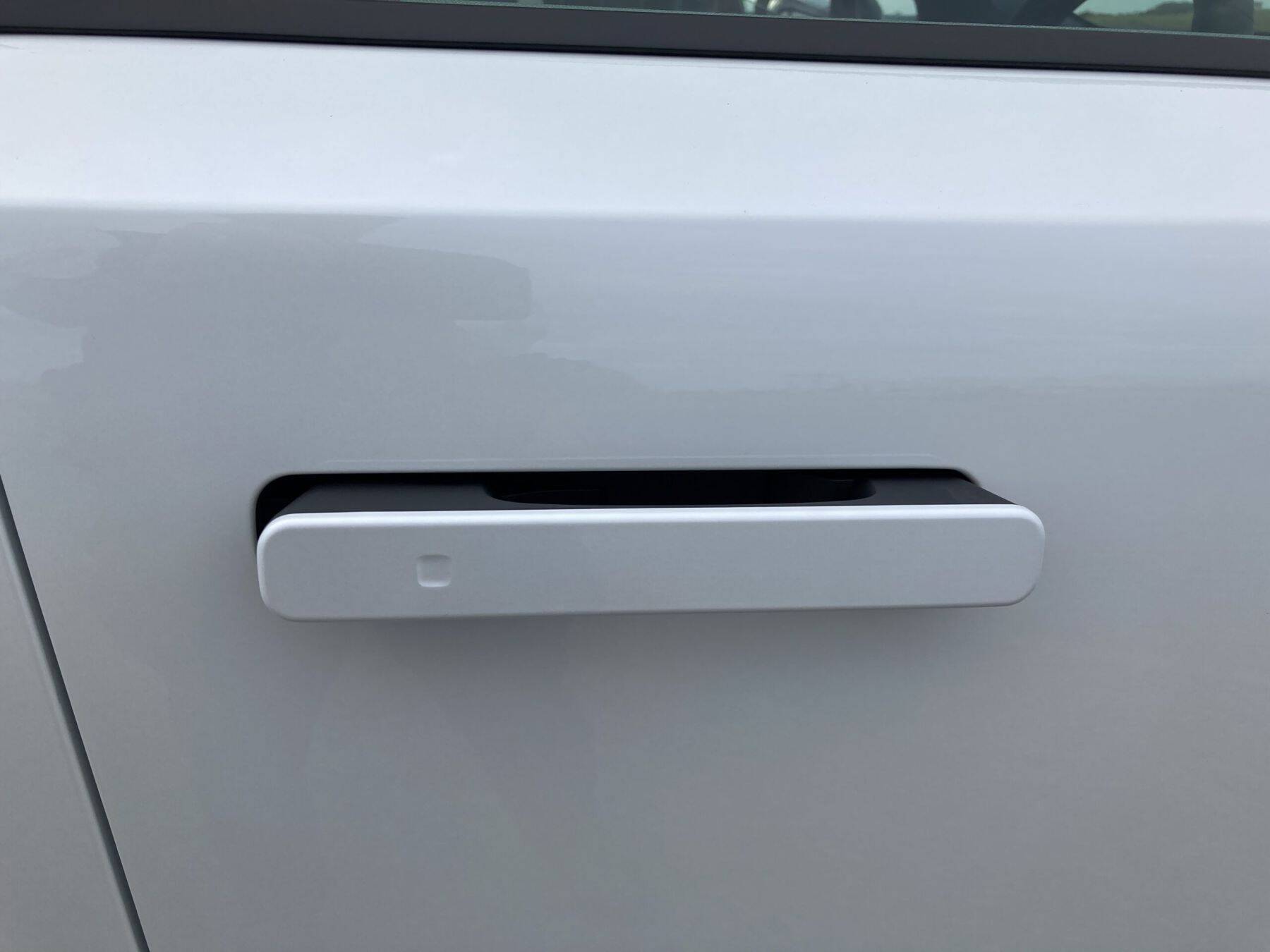 日産EVの草分け、今度こそ「三度目の正直」なるか？