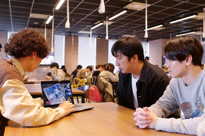 デジタルハリウッド大学ってどんな大学？ 応援隊長ランパンプスが潜入取材！