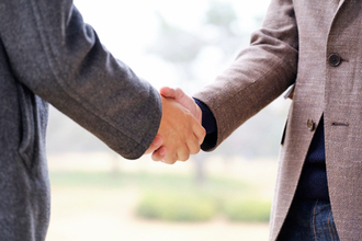 「心理的距離」と「身体的距離」はどれくらい関係するの？