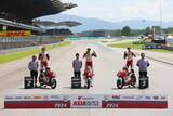 「オートバイの世界最高峰レース「MotoGP」を目指す17歳の高校生ライダー」の画像4