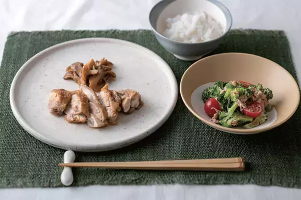 「全世代で「食べているのに栄養不足」の可能性  量より大事な食事の“質”とは」の画像
