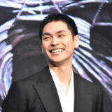 「松村北斗、柳楽優弥の芝居に「俺はこれになれないんだ」　嫉妬と憧れが止まらなかった『九条の大罪』撮影を振り返る」の画像6